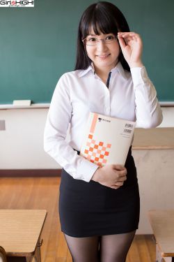 女孩梦三十